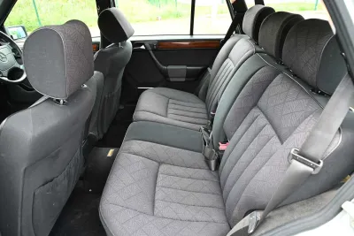 E 280